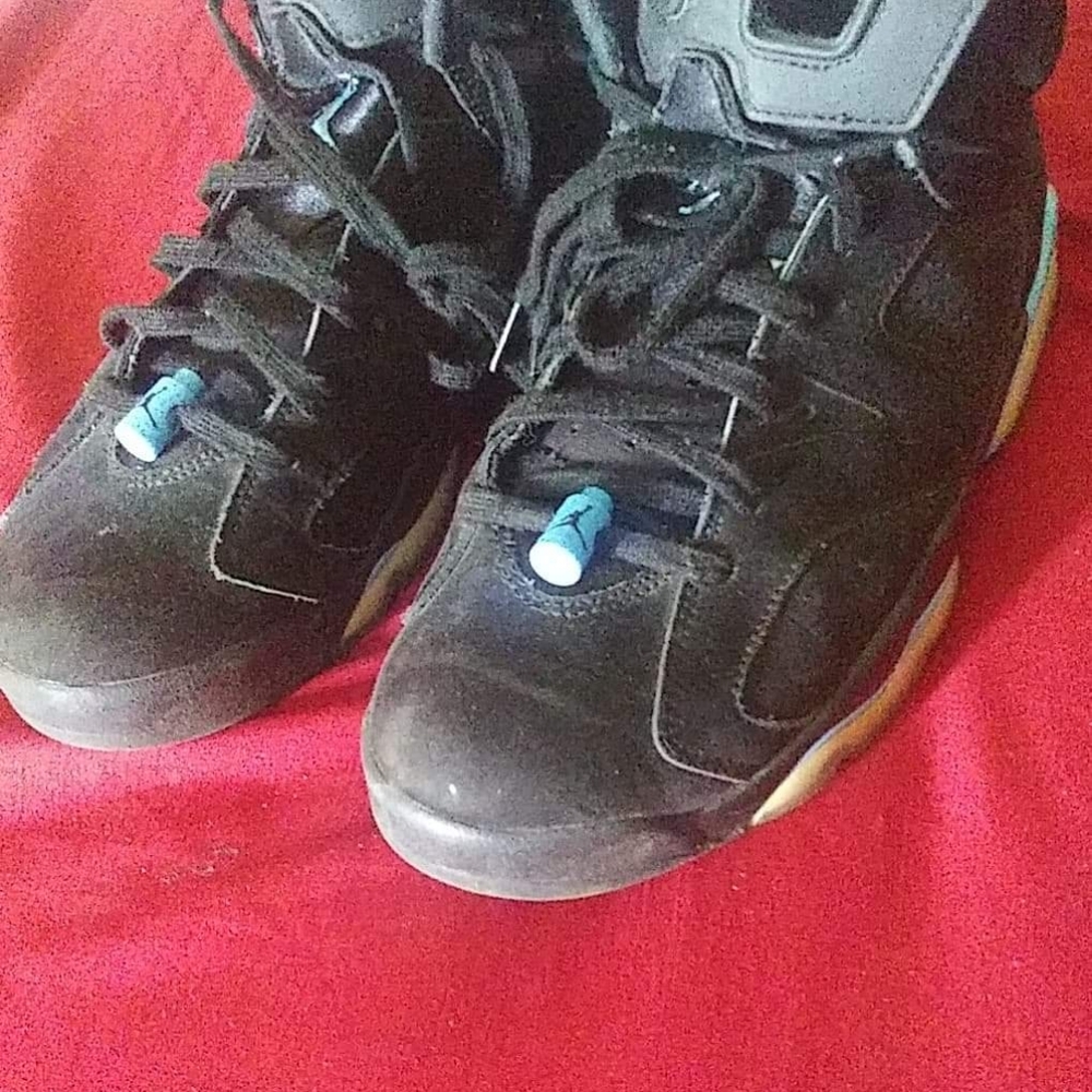 Unc 6s